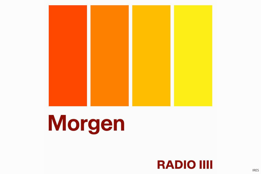 Grafik for Radio IIII Morgen med røde, orange og gule bjælker samt logoerne “RADIO IIII” og IRES. Illustrerer Jonas Herbys medvirken om befordringsfradraget.